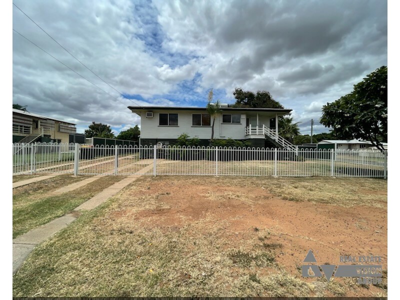 34 Fay Street, Blackwater QLD 4717