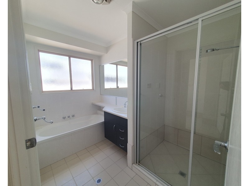 4a Burn Street, Capella QLD 4723