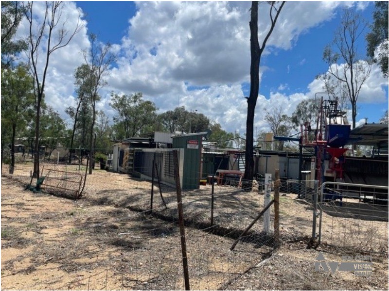 MC/71972 & 71565 Middle Ridge, Rubyvale QLD 4702