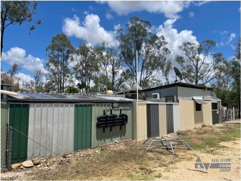 MC/71972 & 71565 Middle Ridge, Rubyvale QLD 4702
