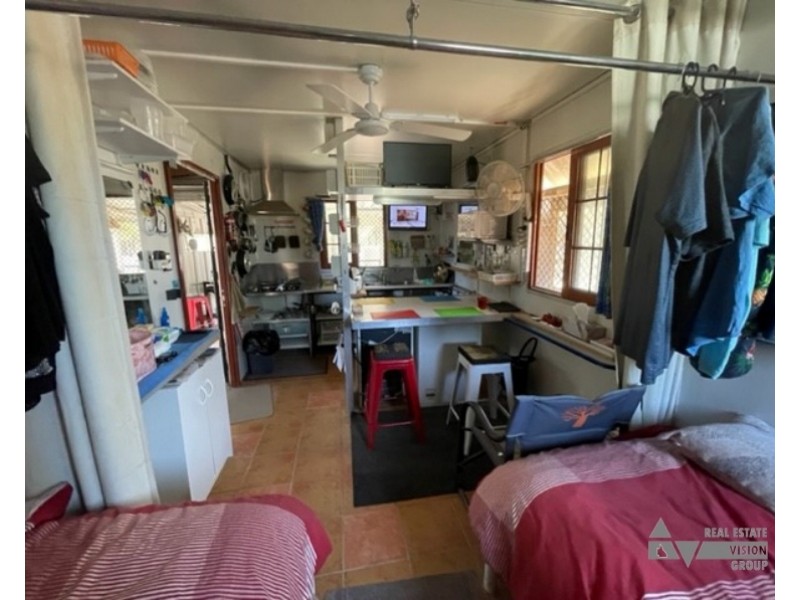 MC/71972 & 71565 Middle Ridge, Rubyvale QLD 4702