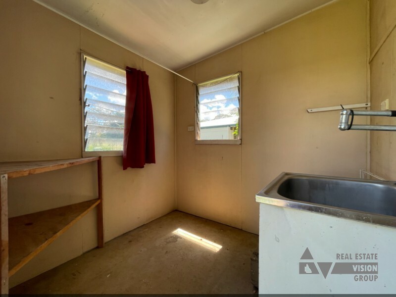 51 Fay Street, Blackwater QLD 4717