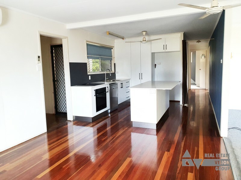 4 Bremner St, Blackwater QLD 4717