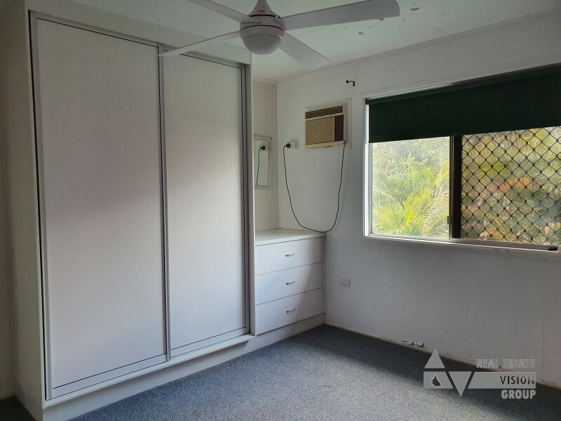 4 Bremner St, Blackwater QLD 4717