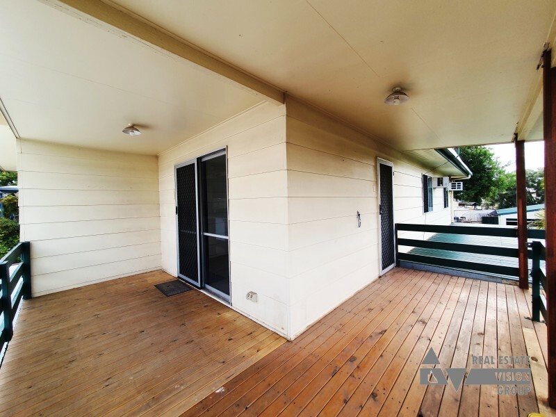 4 Bremner St, Blackwater QLD 4717