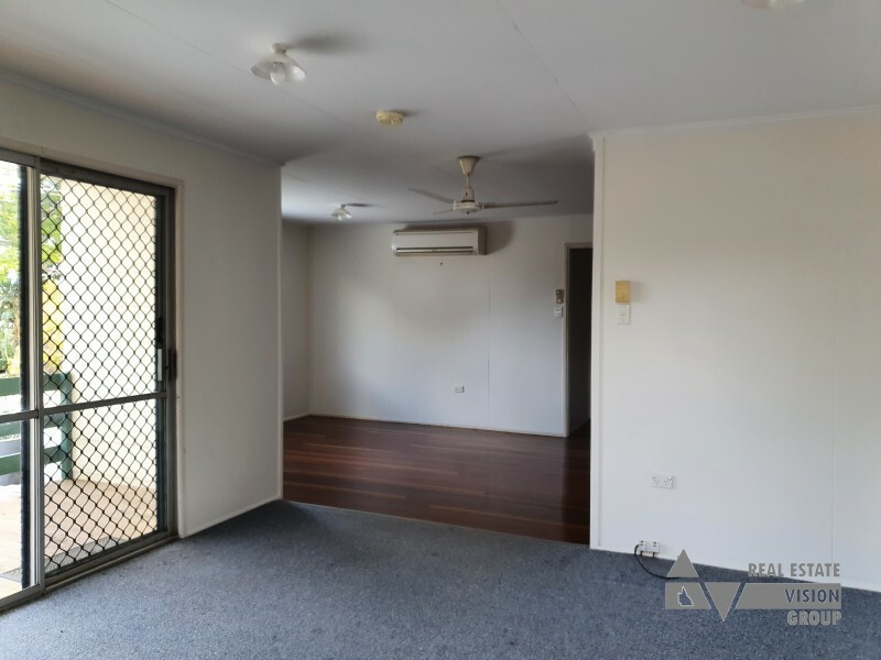 4 Bremner St, Blackwater QLD 4717