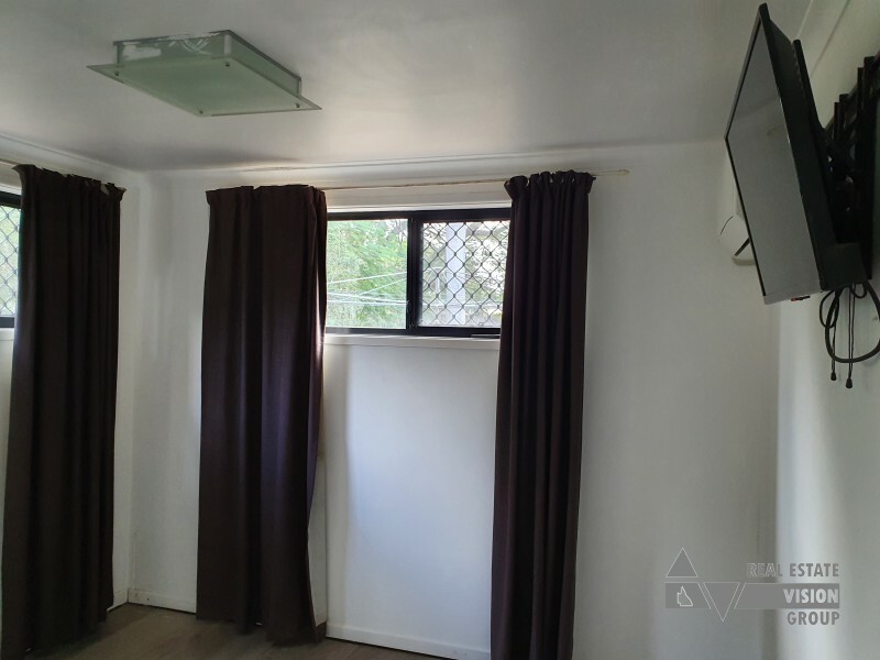 4 Bremner St, Blackwater QLD 4717