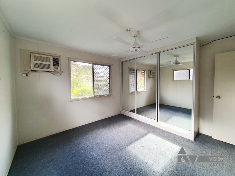 4 Bremner St, Blackwater QLD 4717