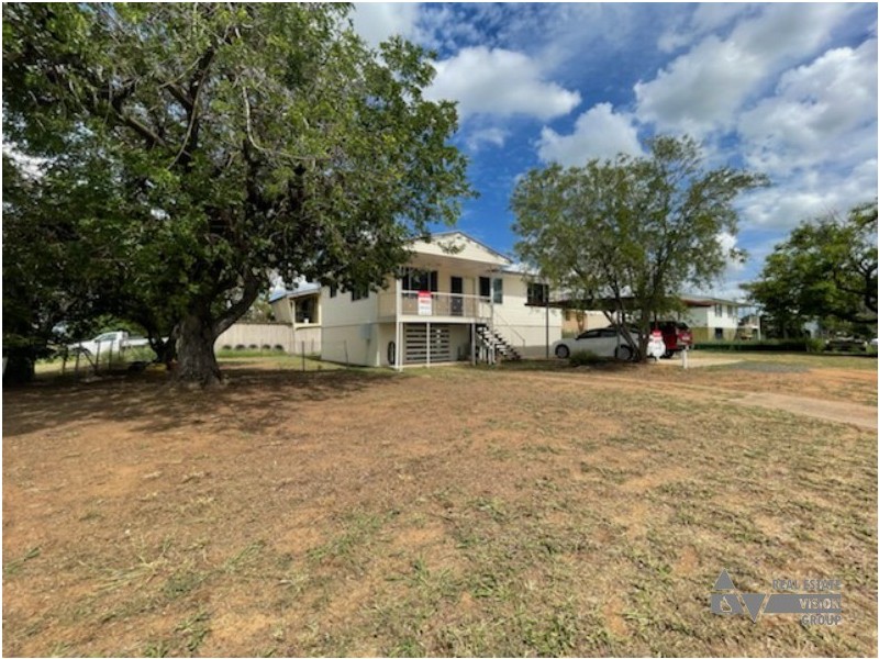 12 Boree St, Blackwater QLD 4717