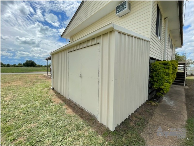 12 Boree St, Blackwater QLD 4717