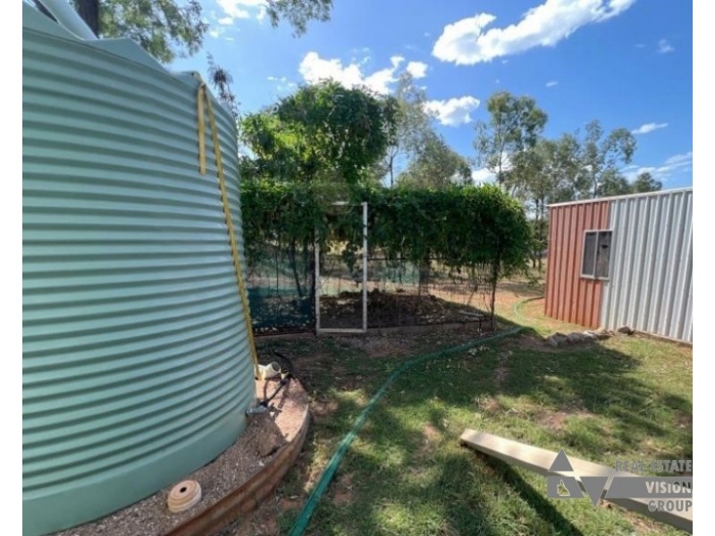 12 Steele St, Rubyvale QLD 4702