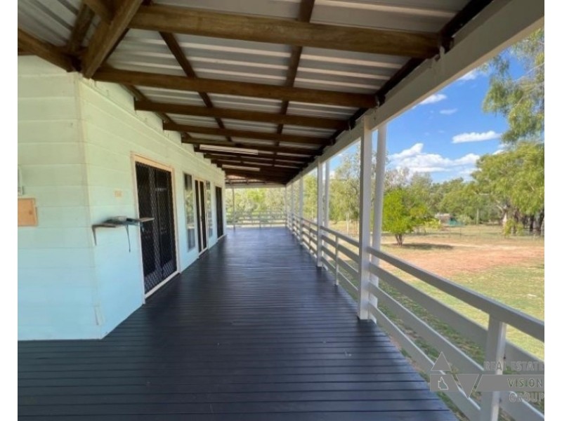 12 Steele St, Rubyvale QLD 4702