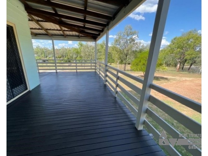 12 Steele St, Rubyvale QLD 4702