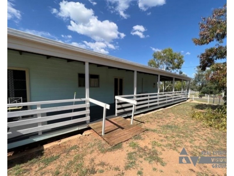 12 Steele St, Rubyvale QLD 4702