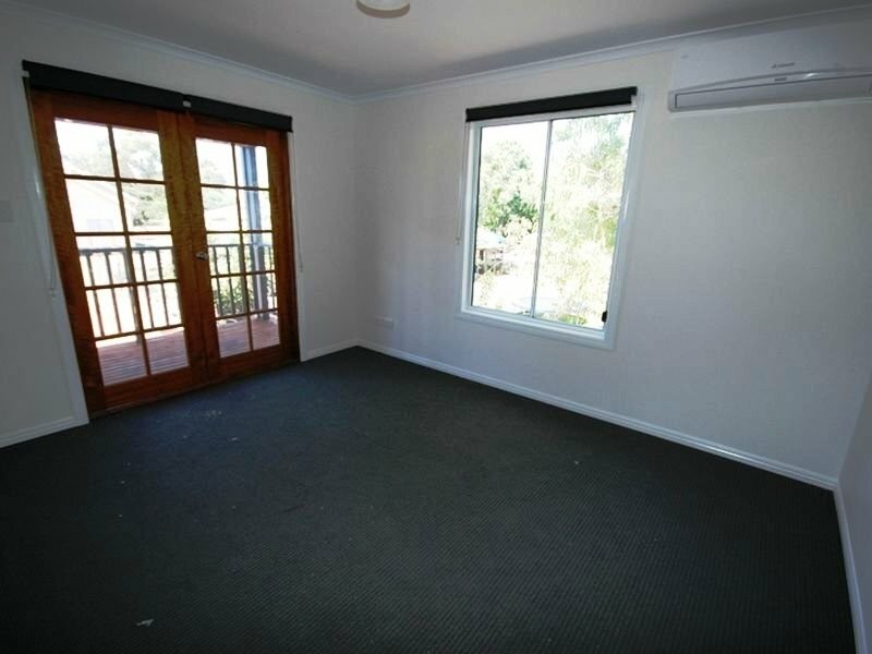 24 Byron St, Alpha QLD 4724