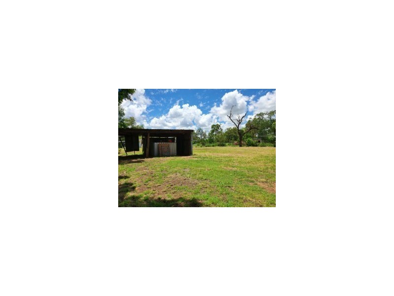 14 Conran St, Capella QLD 4723