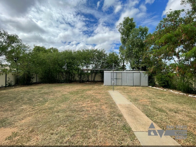 15 Evans Street, Blackwater QLD 4717