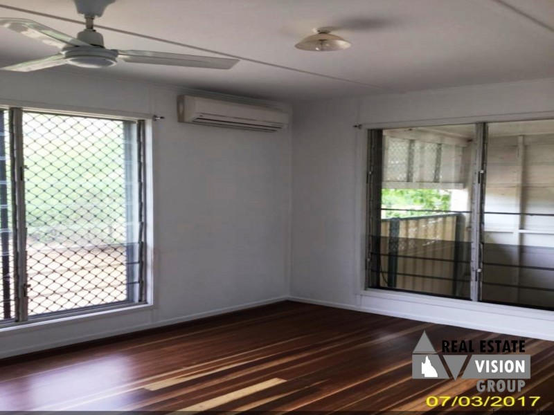 15 Evans Street, Blackwater QLD 4717