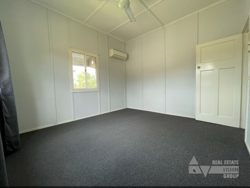 2 Main St, Bluff QLD 4702