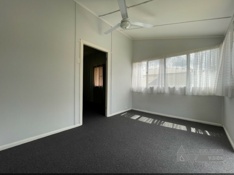 2 Main St, Bluff QLD 4702