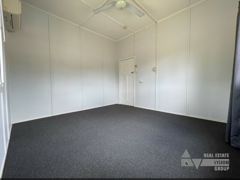 2 Main St, Bluff QLD 4702