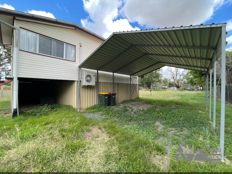 2 Main St, Bluff QLD 4702