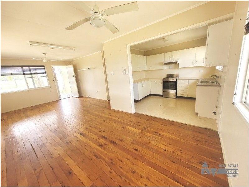 44 Acacia St, Blackwater QLD 4717
