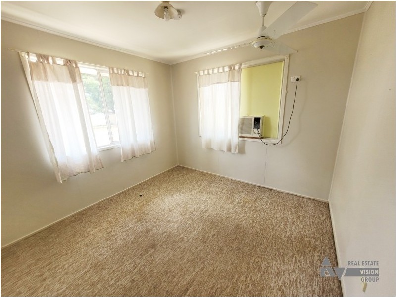 44 Acacia St, Blackwater QLD 4717