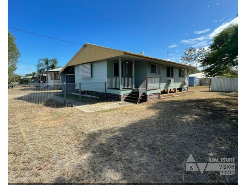 37 Fay St, Blackwater QLD 4717