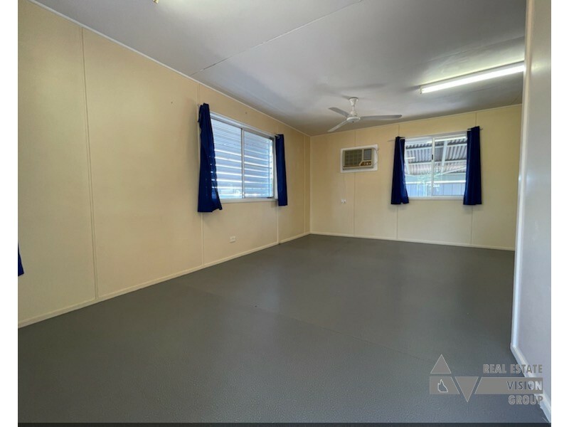 37 Fay St, Blackwater QLD 4717