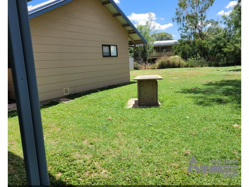 20 Walsh Ave, Blackwater QLD 4717