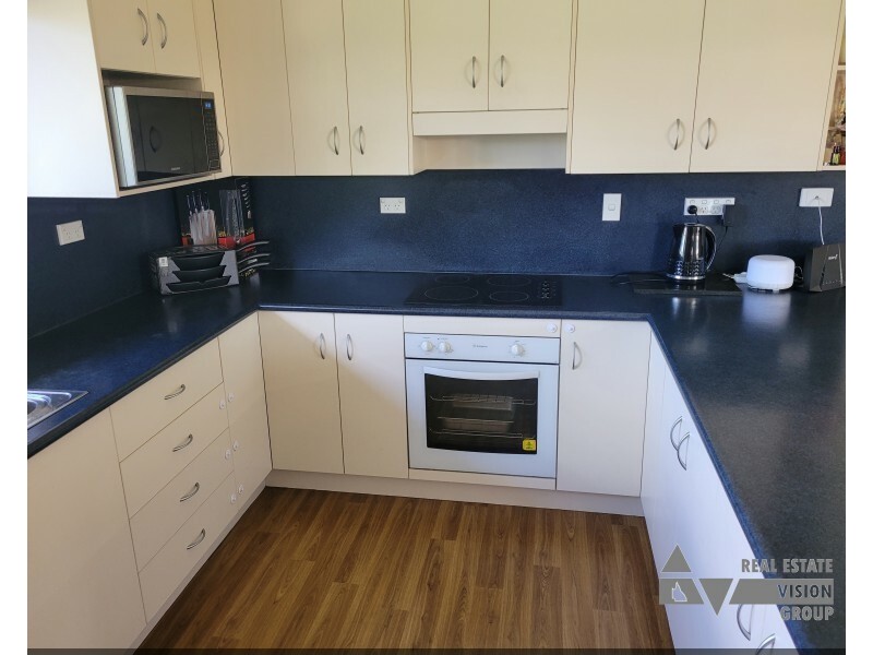 20 Walsh Ave, Blackwater QLD 4717