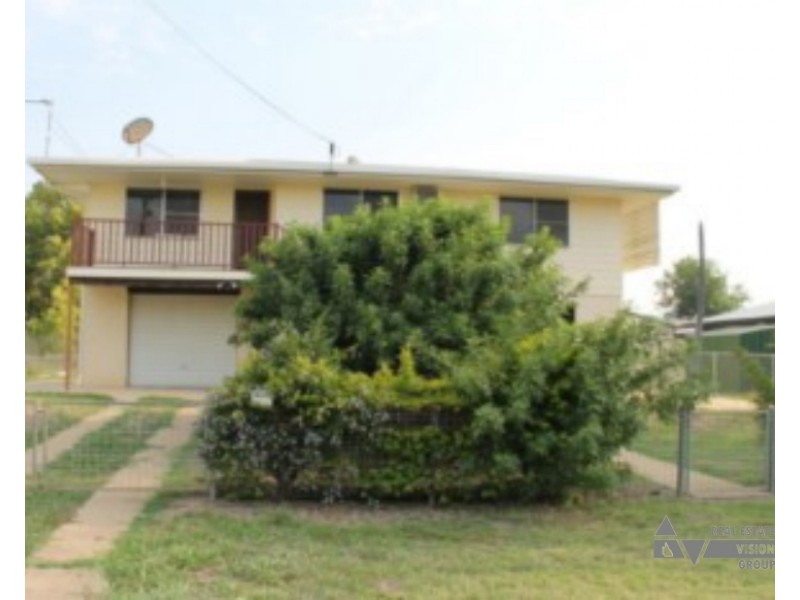 1 Monger St, Blackwater QLD 4717