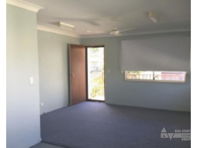 1 Monger St, Blackwater QLD 4717
