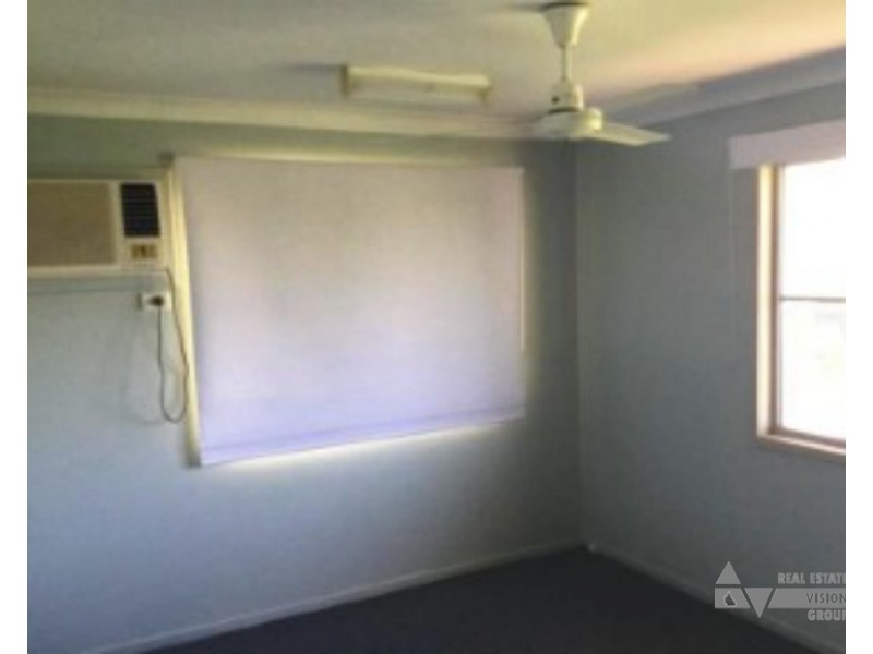 1 Monger St, Blackwater QLD 4717