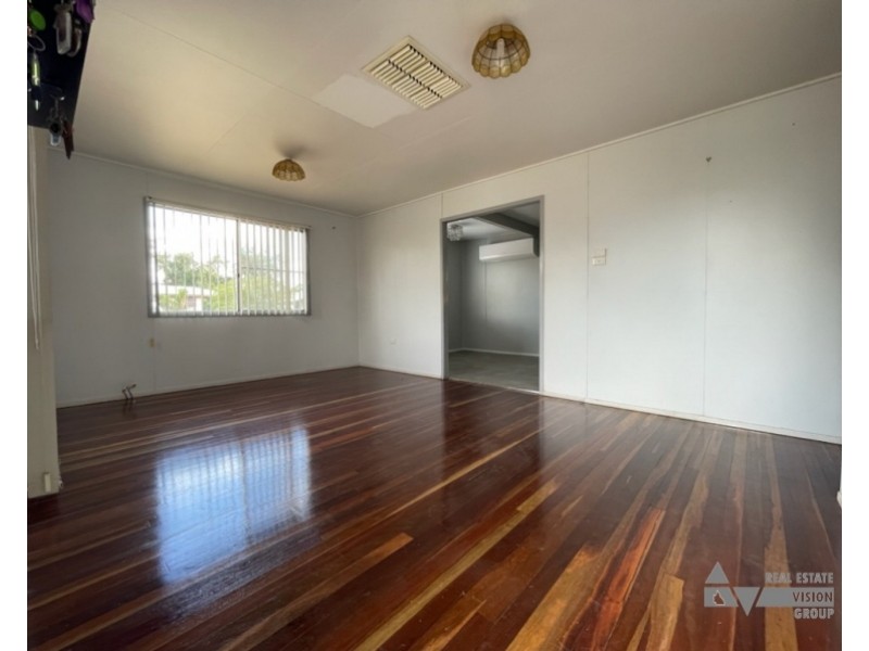 54 Littlefield St, Blackwater QLD 4717