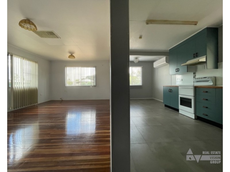 54 Littlefield St, Blackwater QLD 4717
