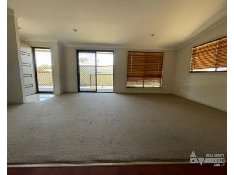 6 Cherry St, Blackwater QLD 4717