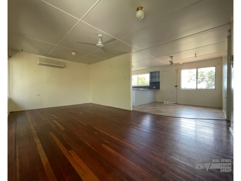 18 Birt St, Blackwater QLD 4717