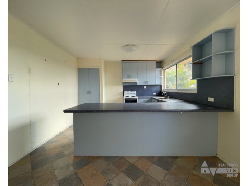 18 Birt St, Blackwater QLD 4717