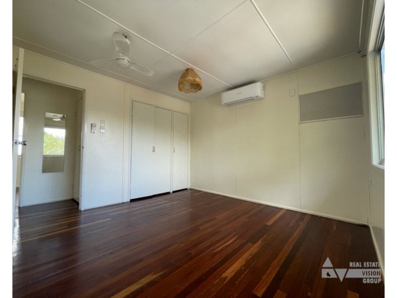 18 Birt St, Blackwater QLD 4717