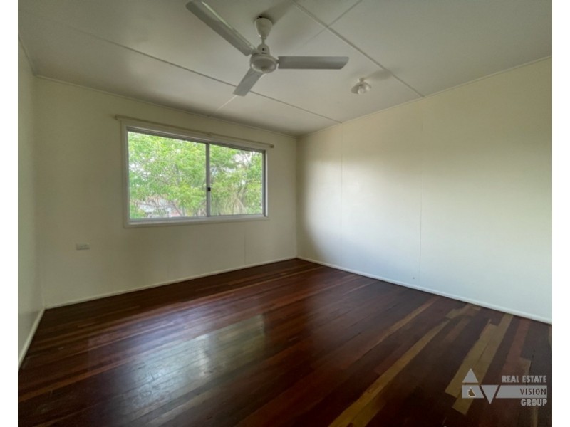 18 Birt St, Blackwater QLD 4717