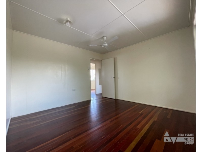 18 Birt St, Blackwater QLD 4717