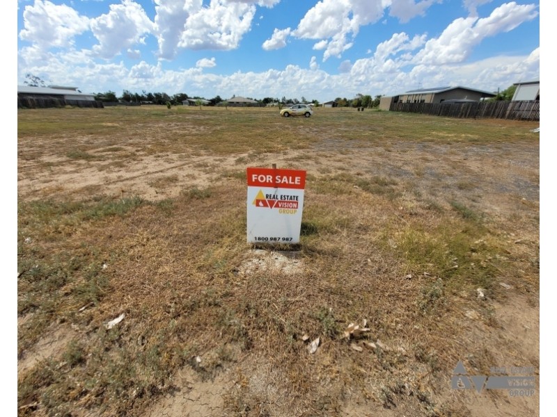 7 Jarrott St, Blackwater QLD 4717
