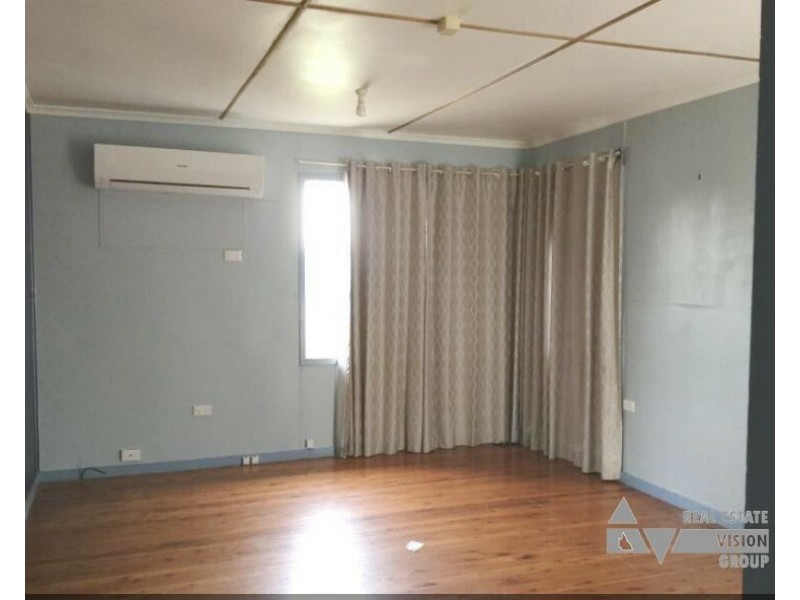 21 Fay St, Blackwater QLD 4717