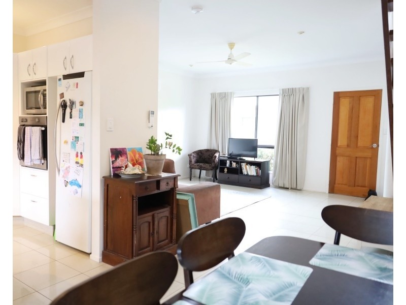 Unit 10/3-5 Erromango Drive, Jubilee Pocket QLD 4802