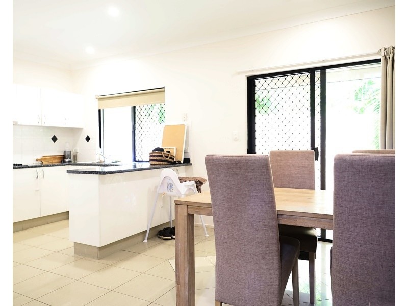 Unit 11/3-5 Erromango Dr, Jubilee Pocket QLD 4802