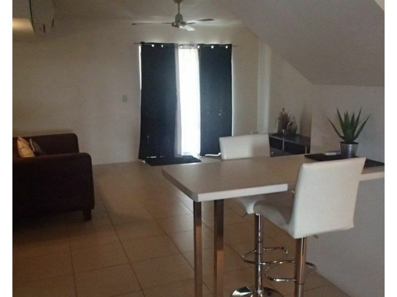 Unit 21/11 Island Dr, Cannonvale QLD 4802