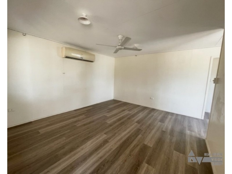 28 Mangrove St, Blackwater QLD 4717