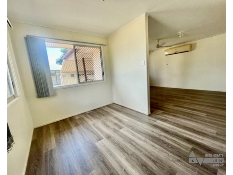 28 Mangrove St, Blackwater QLD 4717